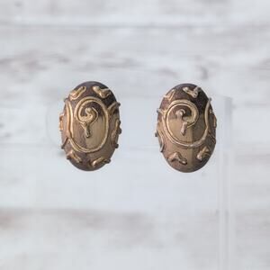 Vintage Clip On Earrings Unusual Tan/Brown Tones - Some Wear